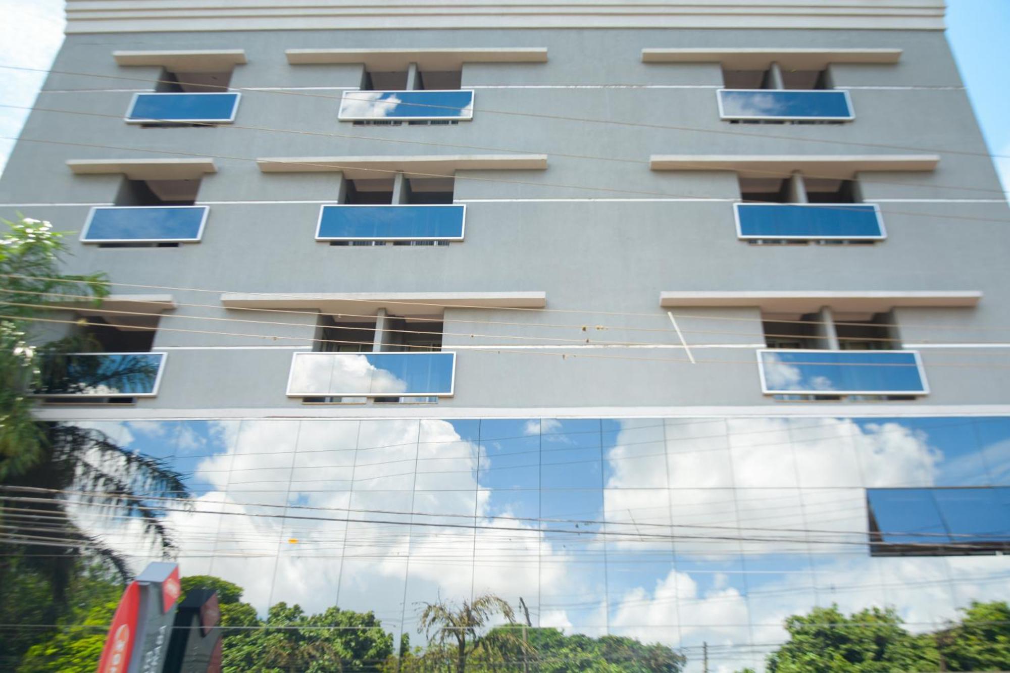 Bombonato Palace Hotel Uberaba Esterno foto