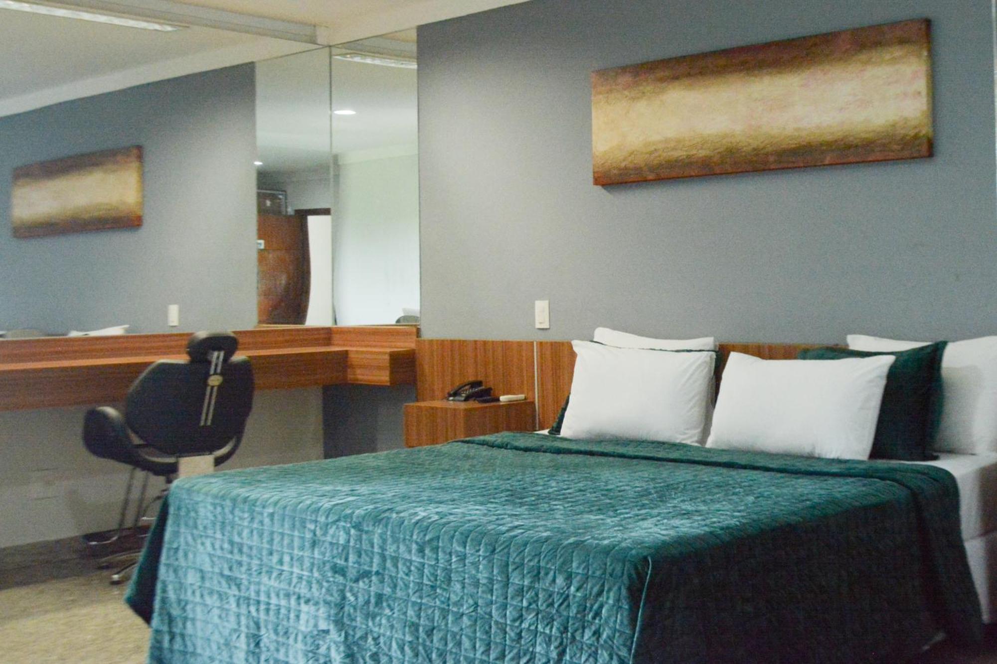 Bombonato Palace Hotel Uberaba Esterno foto