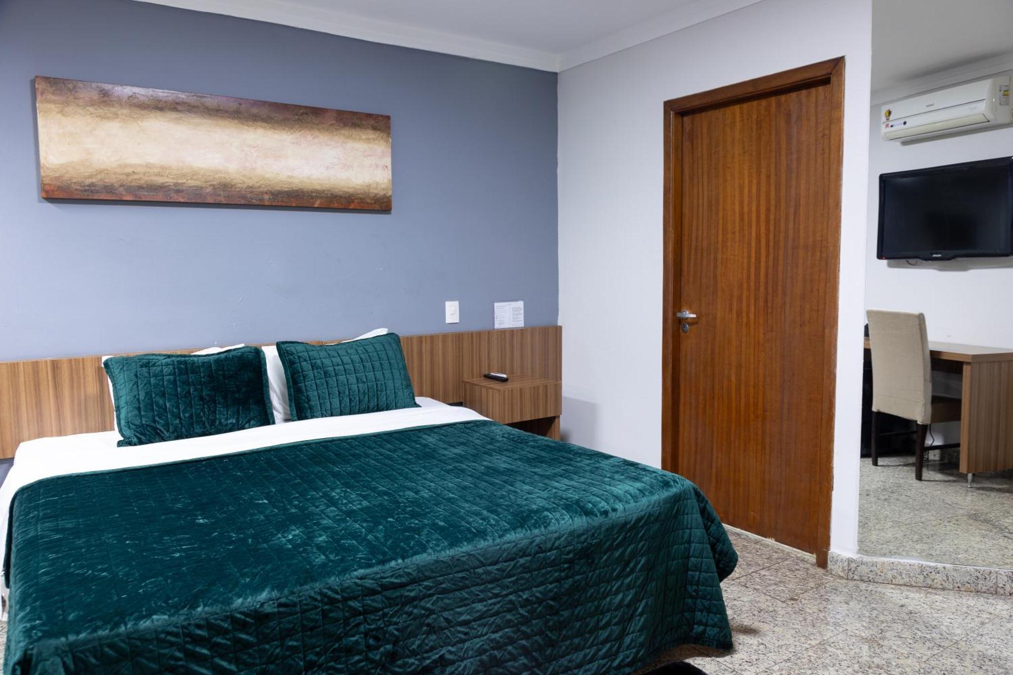 Bombonato Palace Hotel Uberaba Esterno foto