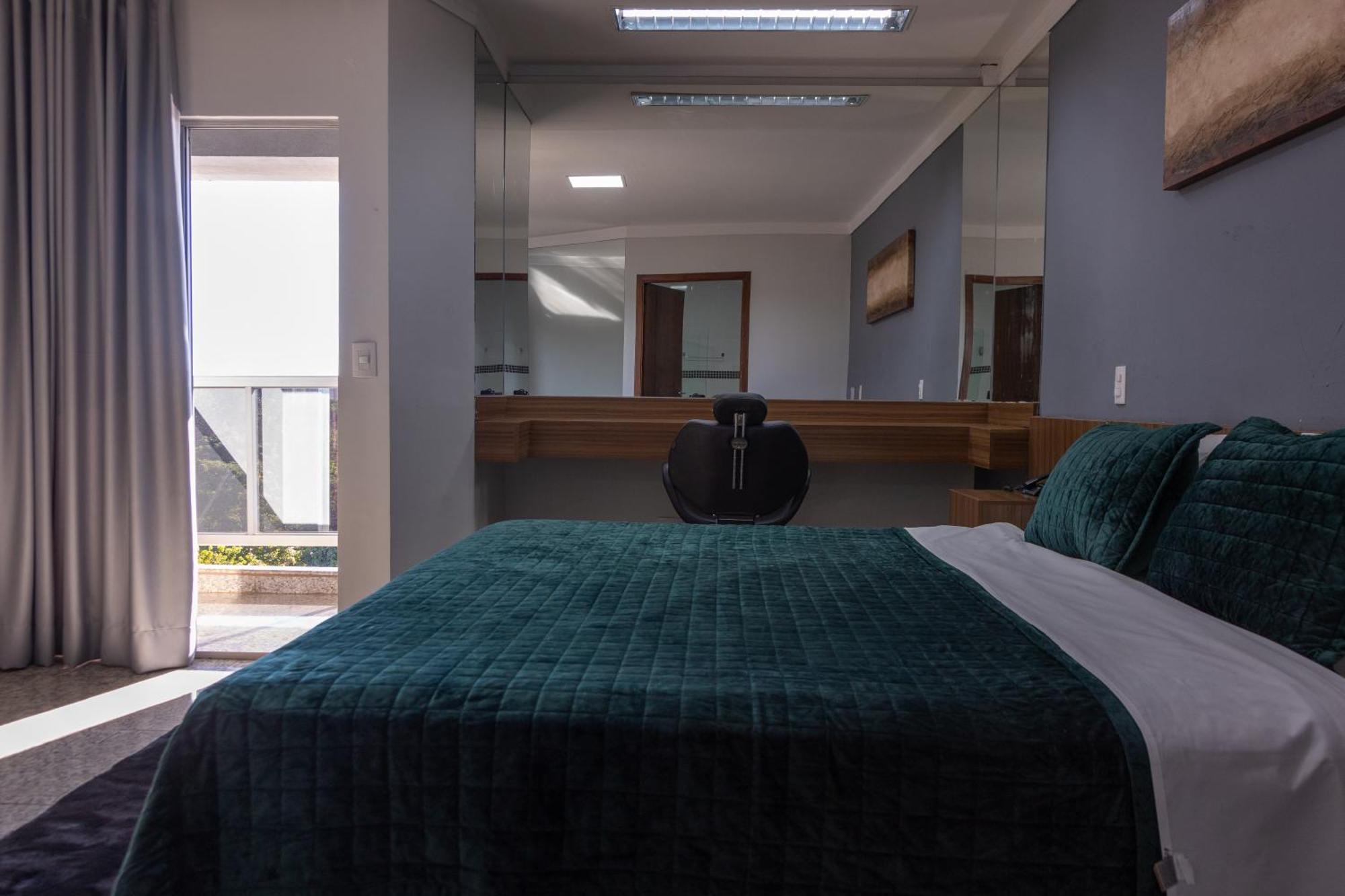 Bombonato Palace Hotel Uberaba Esterno foto